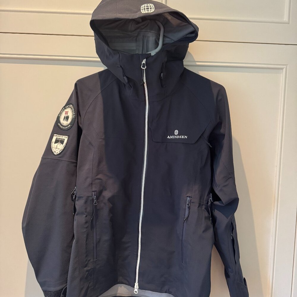 Amundsen Peak Ski Jacket - Women’s Size XS